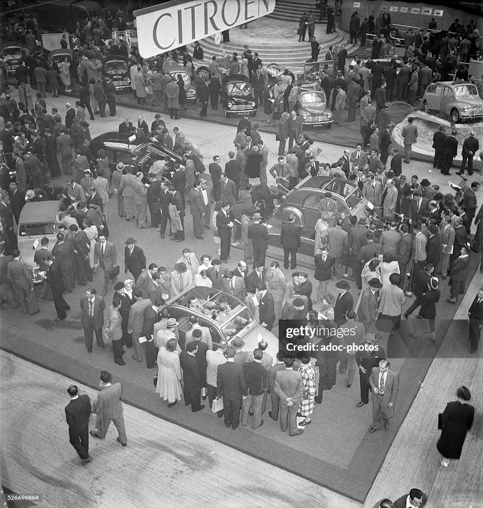 The Car Show at the Grand Palais in Paris (France). In 1950.