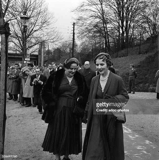 Germaine Coty and Ingrid of Sweden, Queen Consort of Denmark, during the official visit of French President Ren�� Coty in Denmark. In 1955.