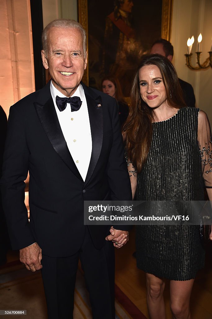 Bloomberg & Vanity Fair Cocktail Reception Following The 2016 WHCA Dinner