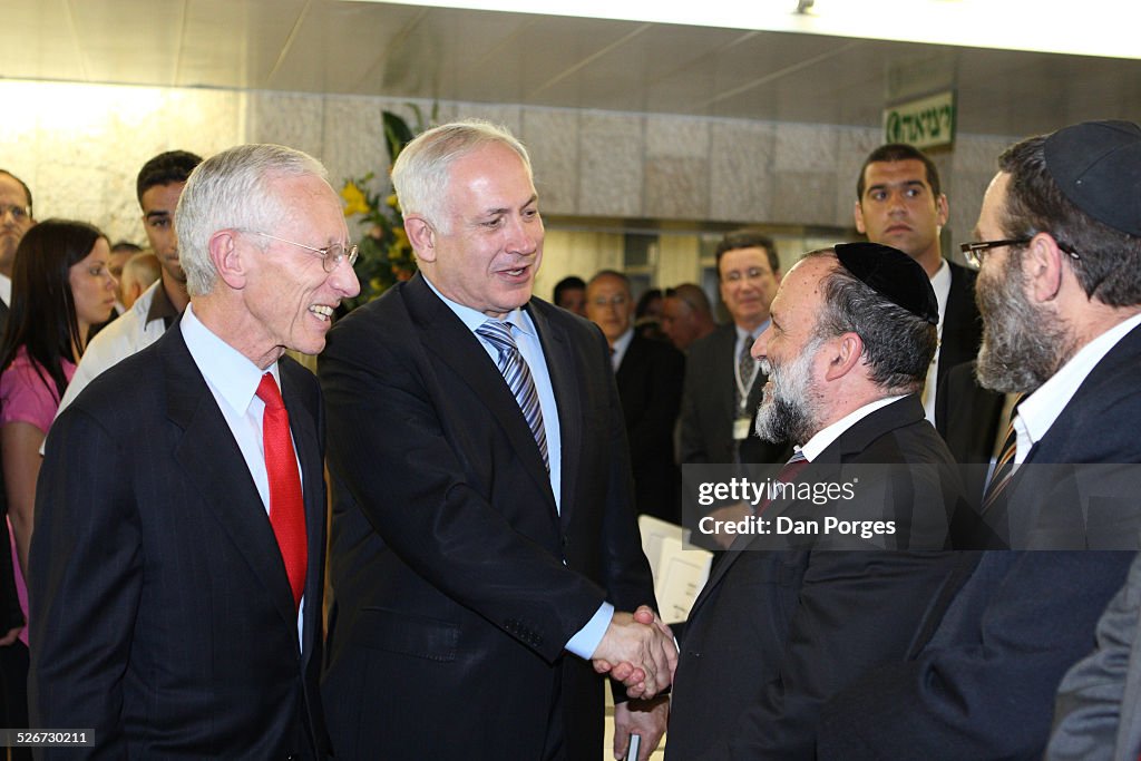 Binyamin Netanyahu, Stanley Fischer, & Yitzhak Cohen