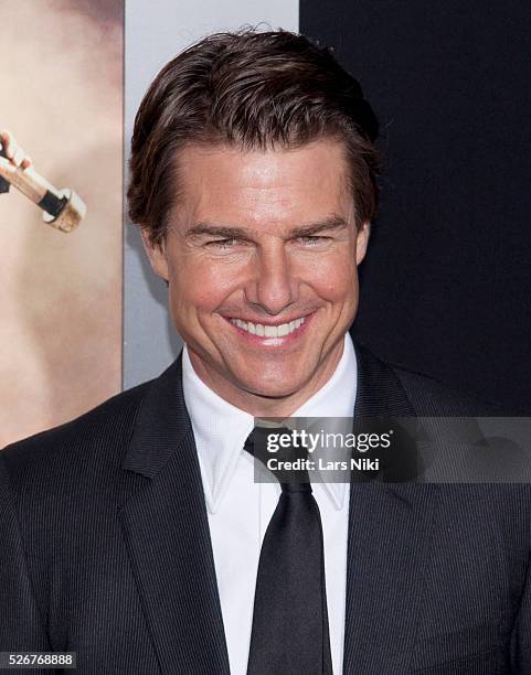 Tom Cruise attends the "Edge of Tomorrow" New York Premiere at the AMC Lincoln Square in New York City. �� LAN