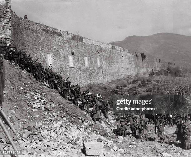 Second Sino-Japanese War . The main body of the Japanese troops entering in the city of Nanking . On December 1937.