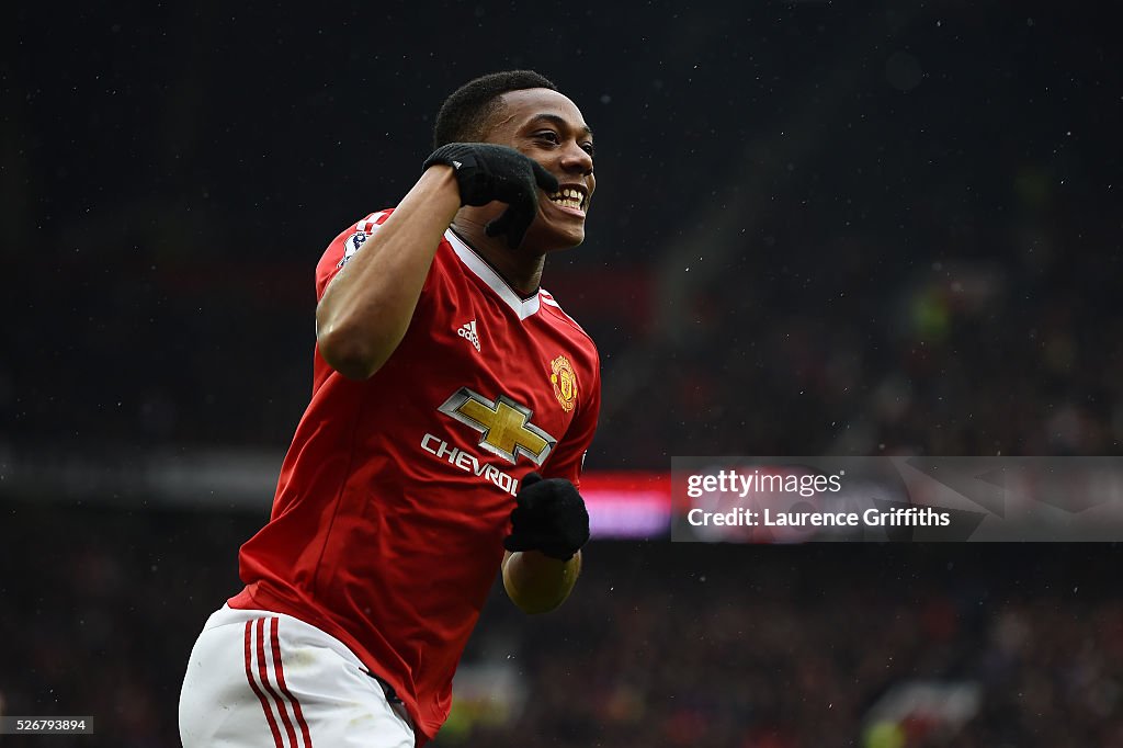 Manchester United v Leicester City - Premier League