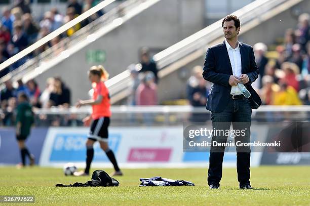 Head coach Ralf Kellermann of VfL Wolfsburg looks on prior to kickoff during the UEFA Women's Champions League Semi Final second leg match between 1....