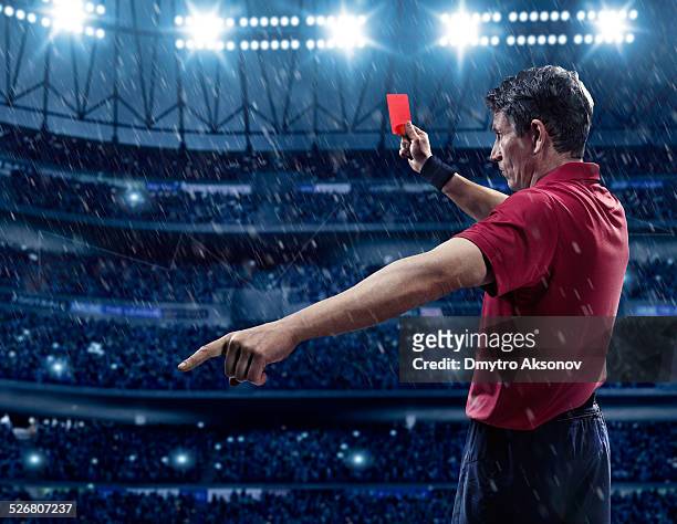 arbitre de football - arbitre officiel sportif photos et images de collection