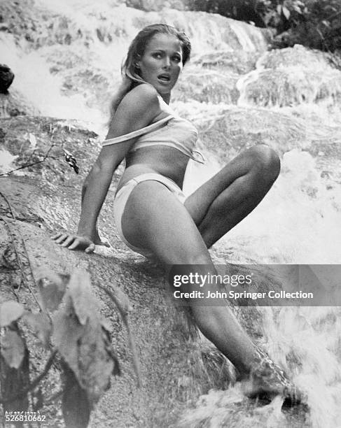 Scene from the movie "Dr. No" 1962. Starring Sean Connery, Jack Lord, Joseph Wiseman and Ursula Andress, directed by Terence Young. Ursula Andress...