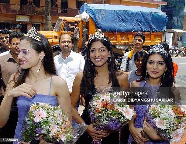 Indian models and winners of the recently concluded Miss India 2005 contest L/R: Amrita Thappar 'Universe', Sindhura Gadde 'World' and Niharika Singh...