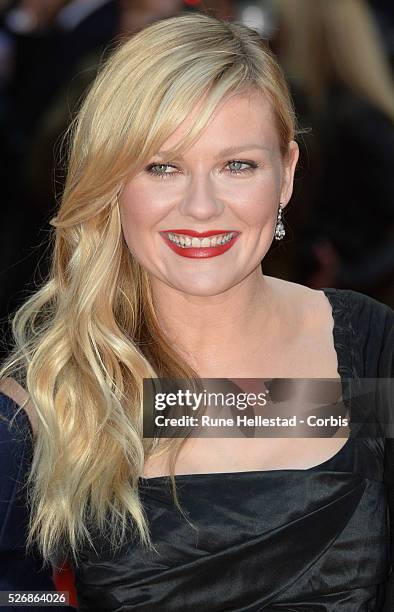 915 Kirsten Dunst 2014 Stock Photos, High-Res Pictures, and Images