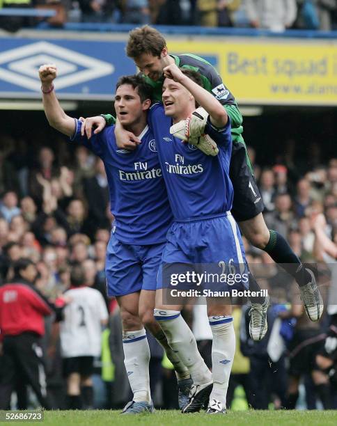 Frank Lampard, Peter Cech and John Terry of Chelsea celebrate the win after the Barclays Premiership match between Chelsea and Fulham at Stamford...