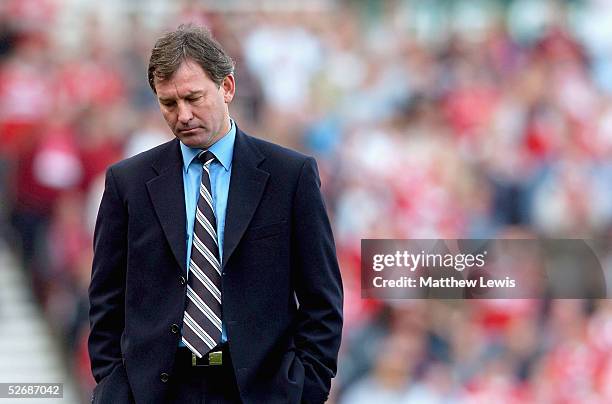 Bryan Robson manager of West Bromwich Albion looks on during the Barclays Premiership match between Middlesbrough and West Bromwich Albion at the...