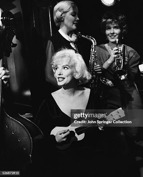 Marilyn Monroe as traveling band musician Sugar Kane Kowalczyk in the 1959 Billy Wilder comedy Some Like It Hot.