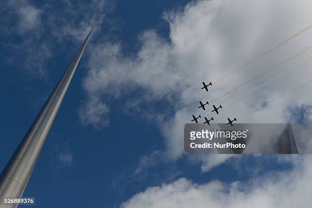Military fly-past as Ireland marks its 1916 Easter Rising centenary with the largest military parade in the history of the state. Dublin, Ireland, on...