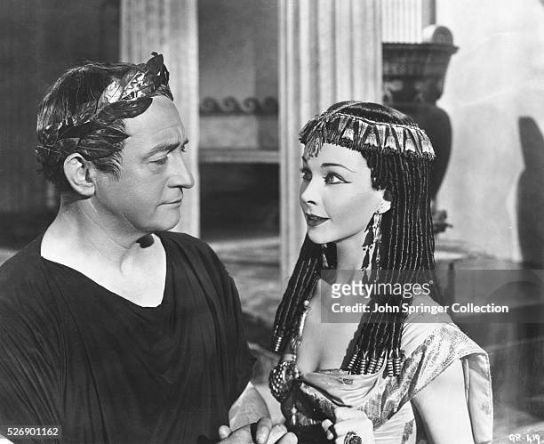 Claude Rains as Julius Caesar and Vivien Leigh as Cleopatra in the 1945 film Caesar and Cleopatra.