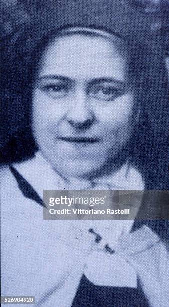 The young Albanian born Anjez�� Gonxhe Bojaxhiu, future Mother Teresa of Calcutta, dressed as a novice, in Dublin. Agnes initially went to the Loreto...