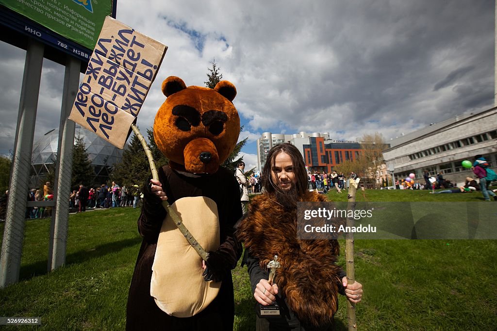 May Day "Monstration" in Novosibirsk