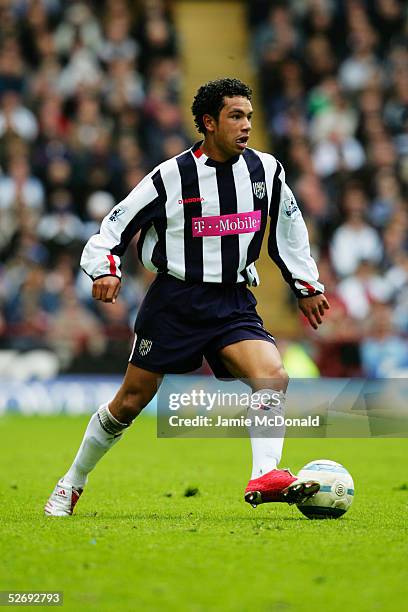 Kieran Richardson of West Bromwich Albion in action during the Barclays Premiership match between Aston Villa and West Bromwich Albion at Villa Park...