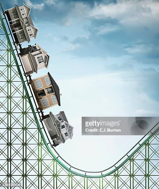 roller coaster with houses - apex legends stock-fotos und bilder