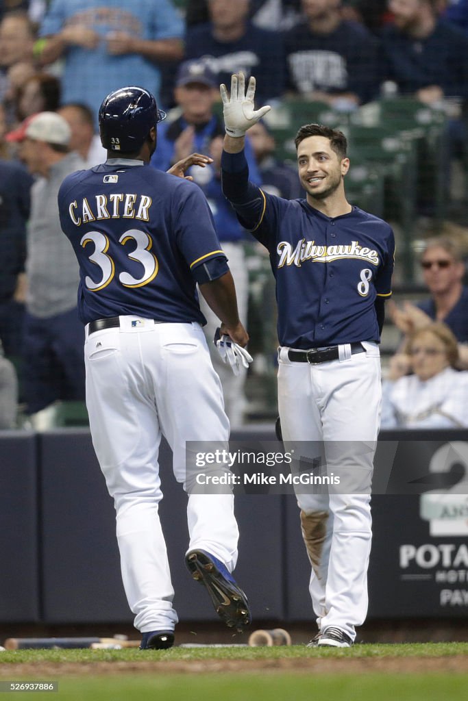 Miami Marlins v Milwaukee Brewers