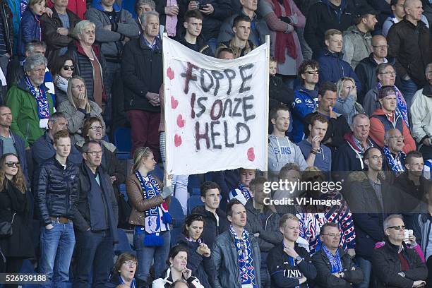 Heerenveen, bordje, shirt, vraag, spandoek during the Dutch Eredivisie match between sc Heerenveen and FC Groningen at Abe Lenstra Stadium on May 01,...