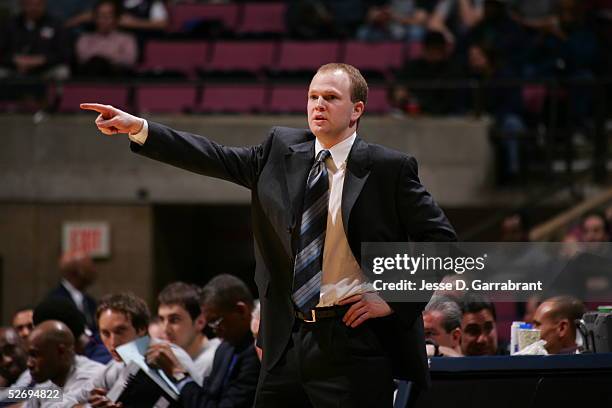 Head coach Lawrence Frank of the New Jersey Nets points during the game against the Los Angeles Clippers on March 30, 2005 at the Continental...