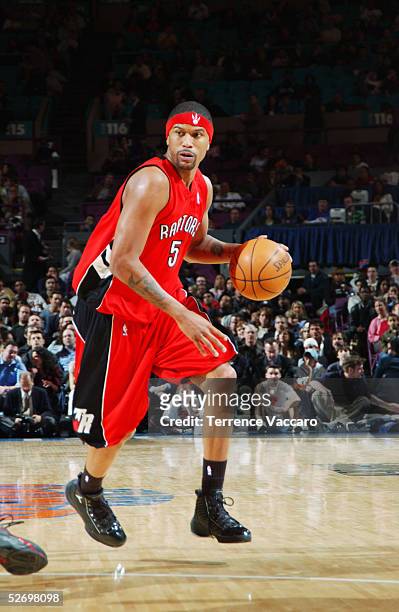 Jalen Rose of the Toronto Raptors drives against the New York Knicks during the game on April 12, 2005 at Madison Square Garden in New York, New...