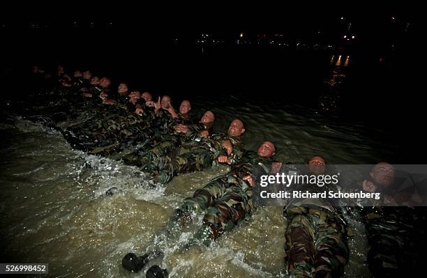 Hell Week Training Program 6,354 Us Navy Boot Camp Stock Photos, High-Res Pictures, and Images ...