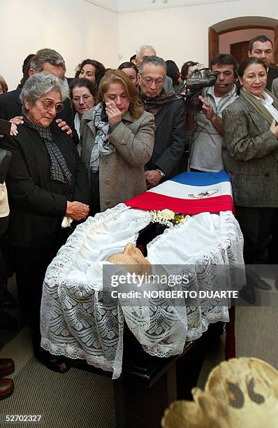 Rosa Roa Bastos , sister of writer Augusto Roa Bastos, and her daughter mourn during the writer's wake 27 April 2005 in Asuncion. Roa Bastos, the...