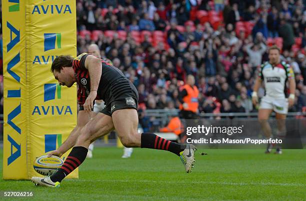 Rugby Premier League Saracens v Harlequins at Wembley Stadium London UK In front of a word record crowd of over 83,000 Saracens Jacques Burger scores...