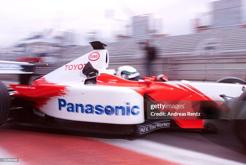 MOTORSPORT/FORMEL 1: TESTFAHRTEN 2002 in Barcelona, 08.01.02