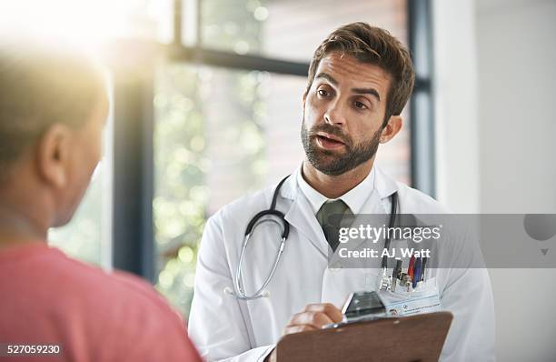 nur noch ein paar fragen. - krankenblatt stock-fotos und bilder