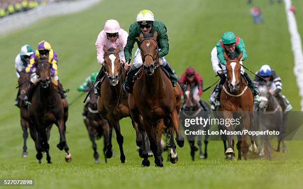 Seb Spencer Racing 903 Seb Sanders Photos & High Res Pictures - Getty Images