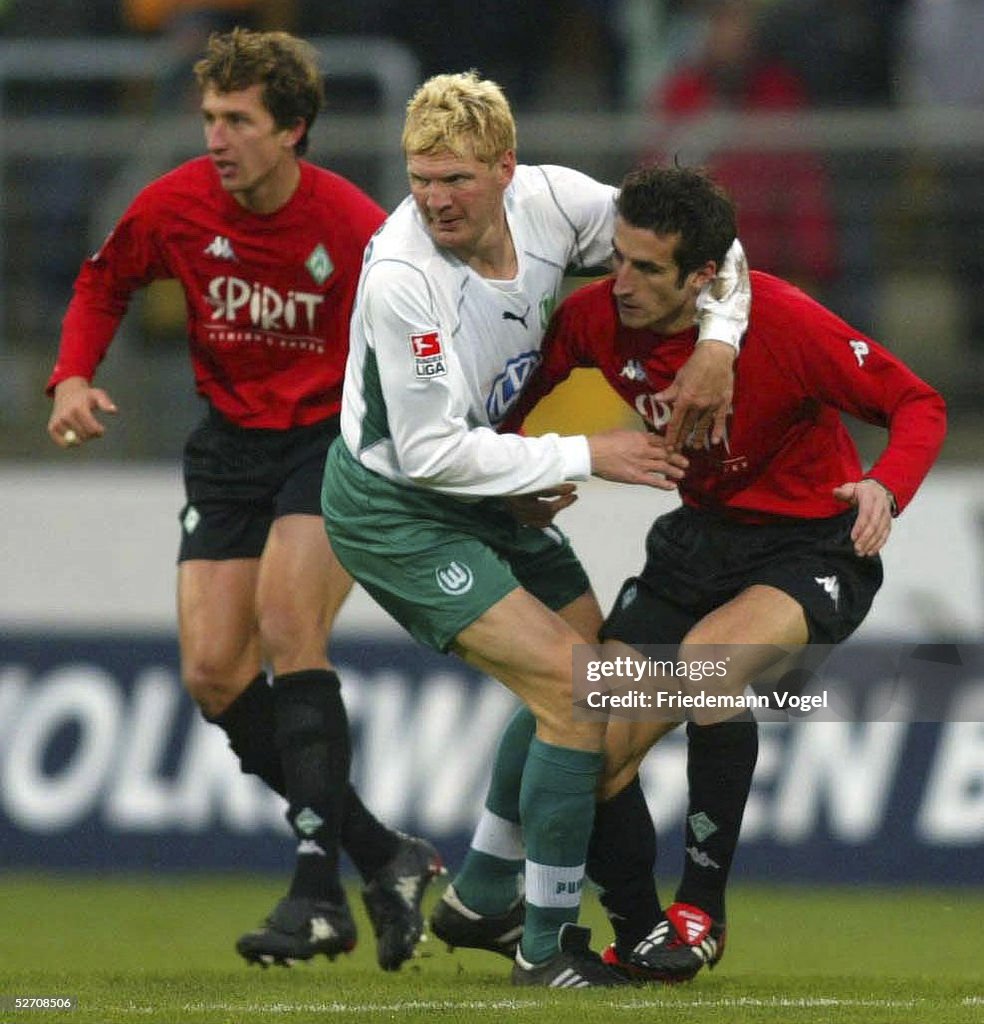 FUSSBALL: 1. BL 02/03, VFL WOLFSBURG - SV WERDER BREMEN