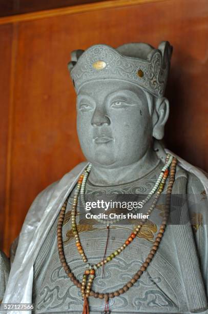 statue of zheng he in malaysian temple - admiral bildbanksfoton och bilder