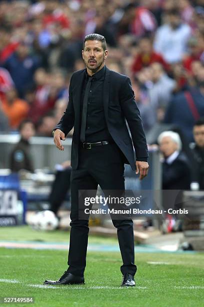 Head coach Diego Simeone of Club Atletico de Madrid gestures during the UEFA Champions League Semifinal first leg match between Club Atletico de...