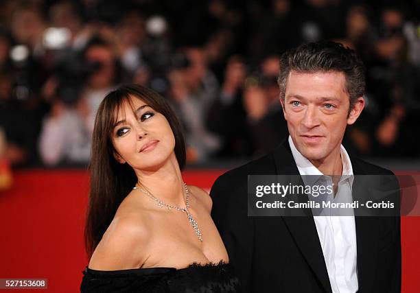 Italian actress Monica Bellucci and husband French actor Vincent Cassel attend the premiere of "L'Uomo che ama" during the 2008 Rome Film Festival.