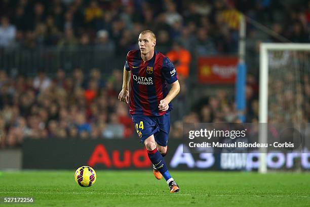 Jeremiah Mathieu 653 Jeremy Mathieu Fc Barcelona Stock Photos, High-Res Pictures, and ...