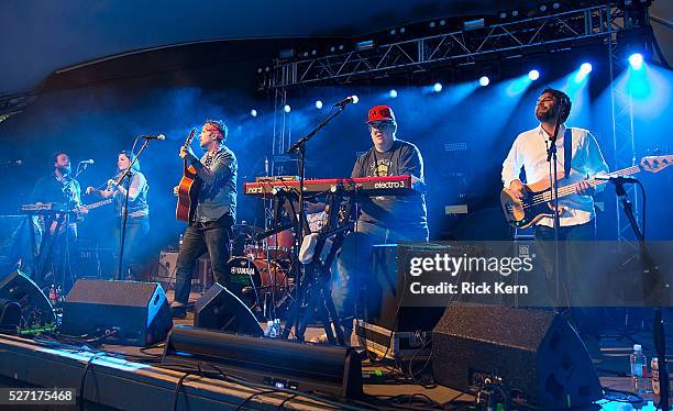 55 Jeremy Ward (Musician) Stock Photos, High-Res Pictures, and Images ...