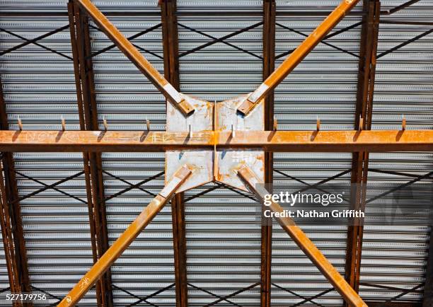 Crossbeams Photos and Premium High Res Pictures - Getty Images