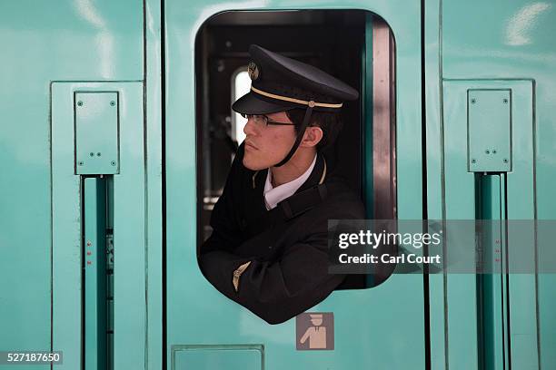 Bullet Train Window Photos and Premium High Res Pictures - Getty Images