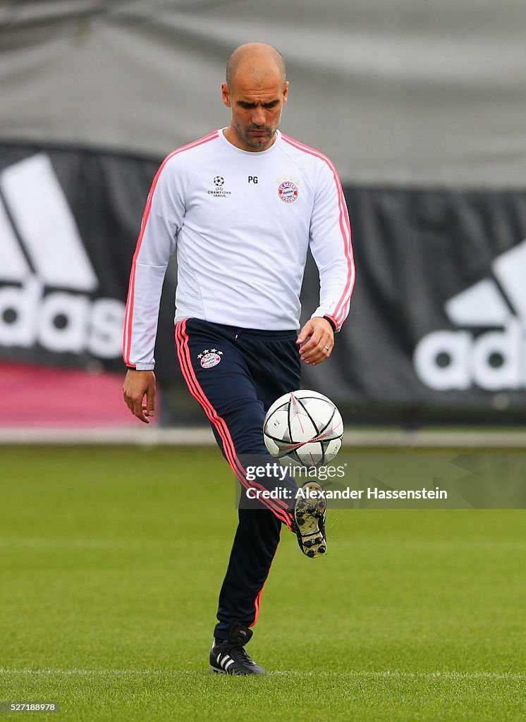 FC Bayern Muenchen - Training & Press Conference