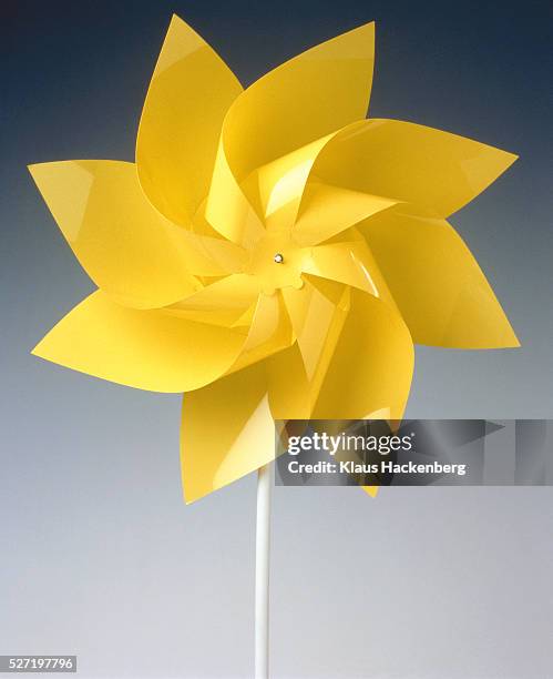 4 440点の紙風車のストックフォト Getty Images 4 440点の紙風車のストックフォト Getty Images