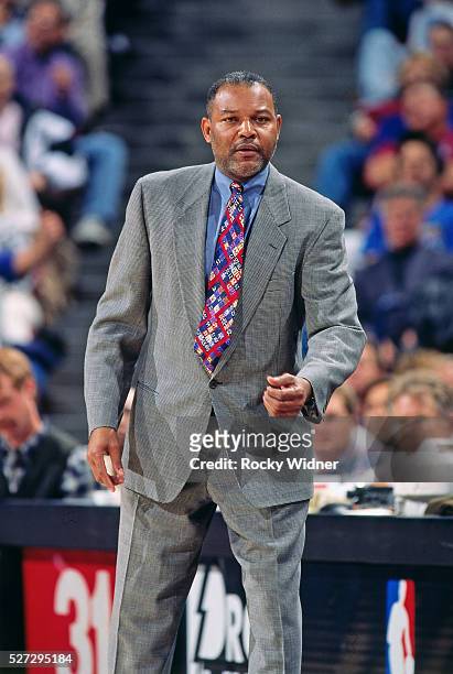 Bernie Bickerstaff of the Denver Nuggets looks on against the Sacramento Kings circa 1996 at Arco Arena in Sacramento, California. NOTE TO USER: User...