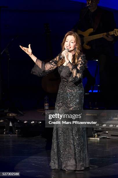 Vicky Leandros performs onstage during her 'Das Leben und ichTour' at the Musical Dome on May 2, 2016 in Cologne, Germany.