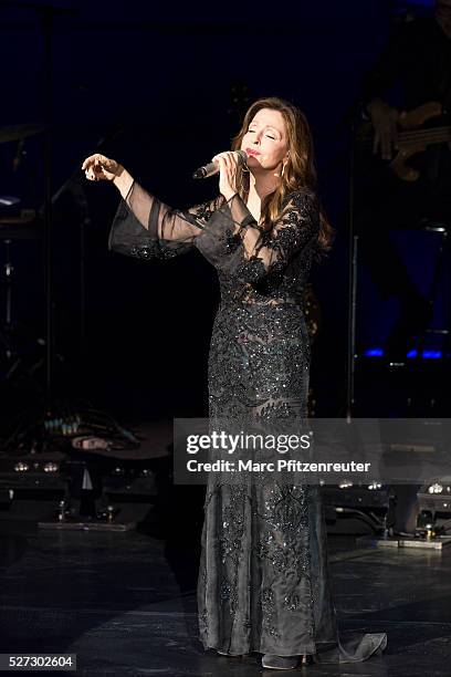 Vicky Leandros performs onstage during her 'Das Leben und ichTour' at the Musical Dome on May 2, 2016 in Cologne, Germany.