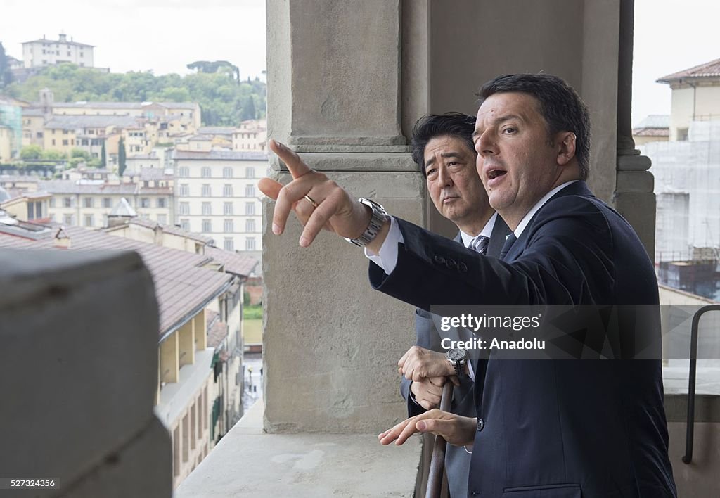 Japanese Prime Minister Abe meets Italian PM Renzi in Florence