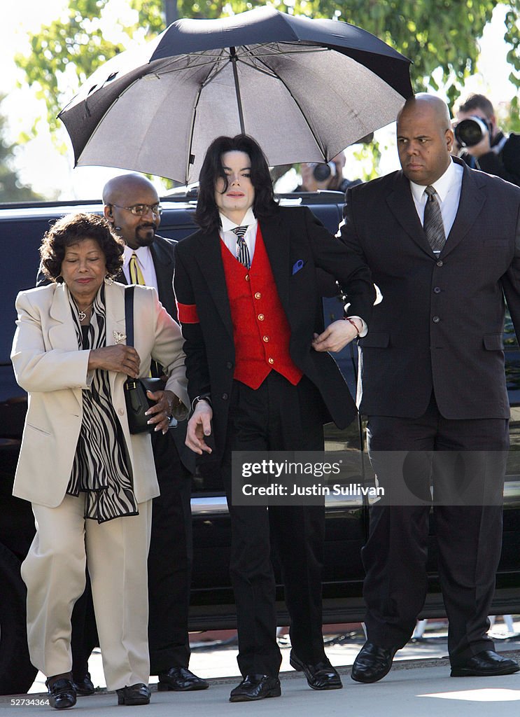 Michael Jackson Court Case Continues