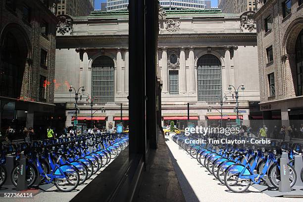 Citi Bike docking station near Grand Central Terminal, Manhattan, New York. Citi Bike the NYC Bicycle Share Program sponsored by Citi Bank, launched...