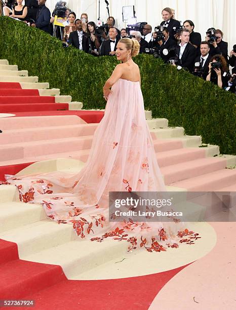 Actress Blake Lively attends the "Manus x Machina: Fashion In An Age Of Technology" Costume Institute Gala at Metropolitan Museum of Art on May 2,...