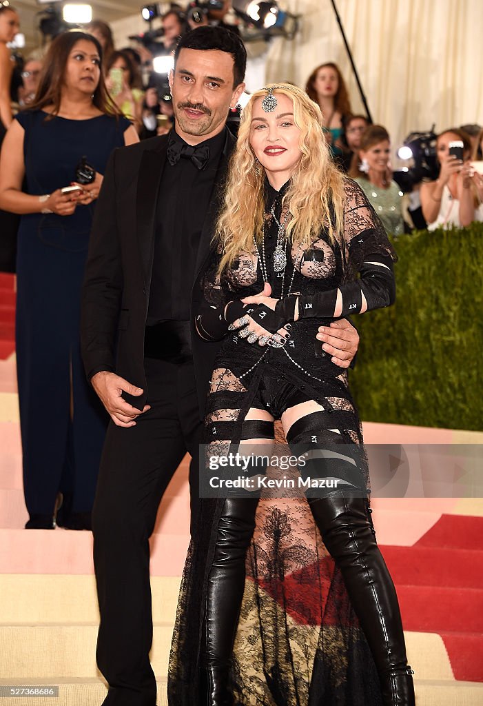 "Manus x Machina: Fashion In An Age Of Technology" Costume Institute Gala - Arrivals