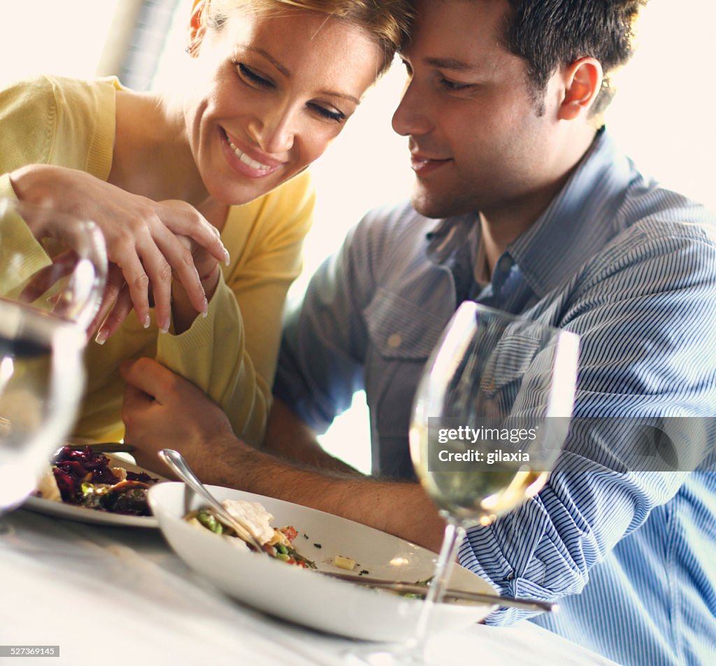 Paar ein romantisches Abendessen.